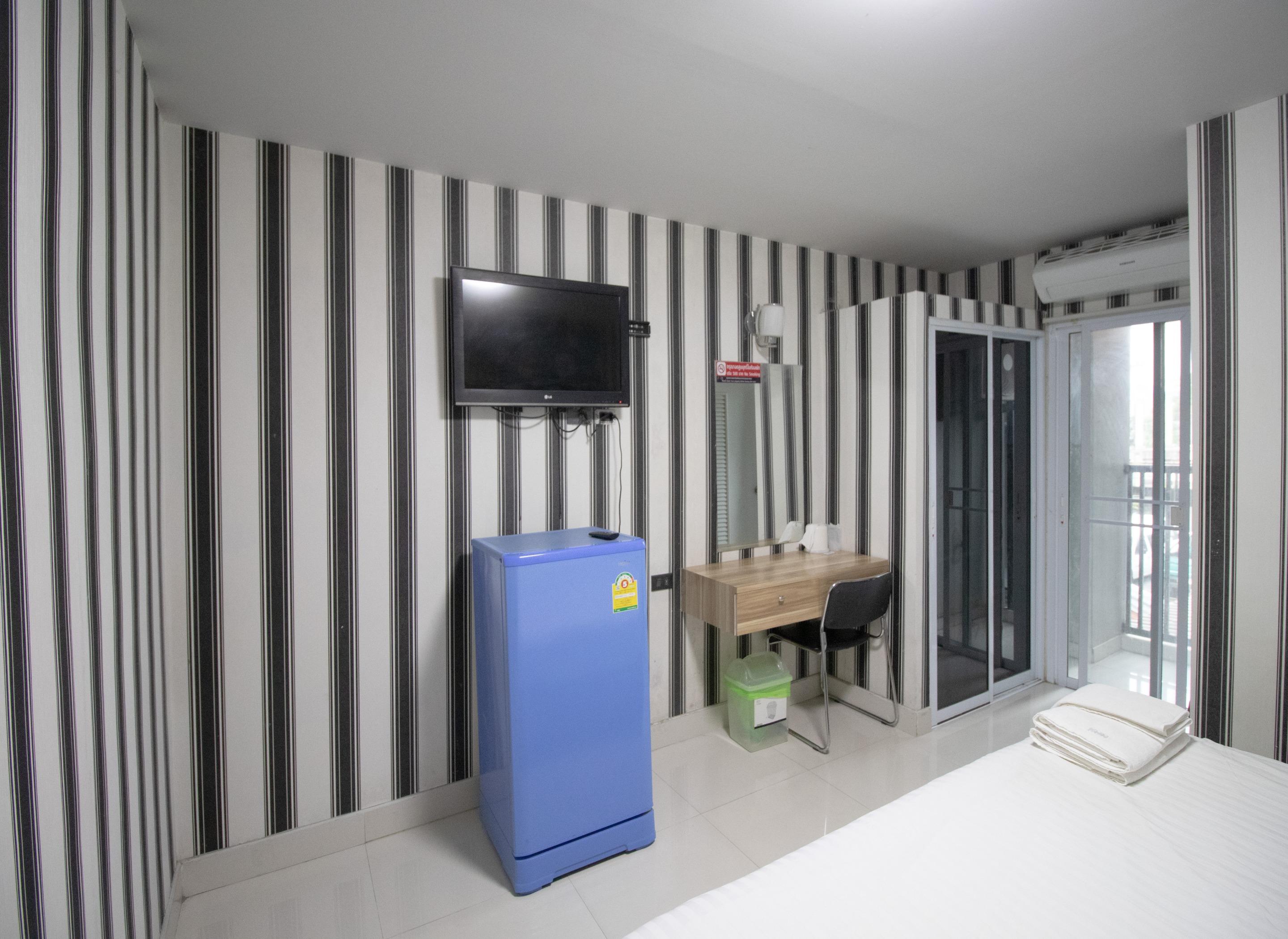 Kun Hotel Nakhonratcsaszima Kültér fotó