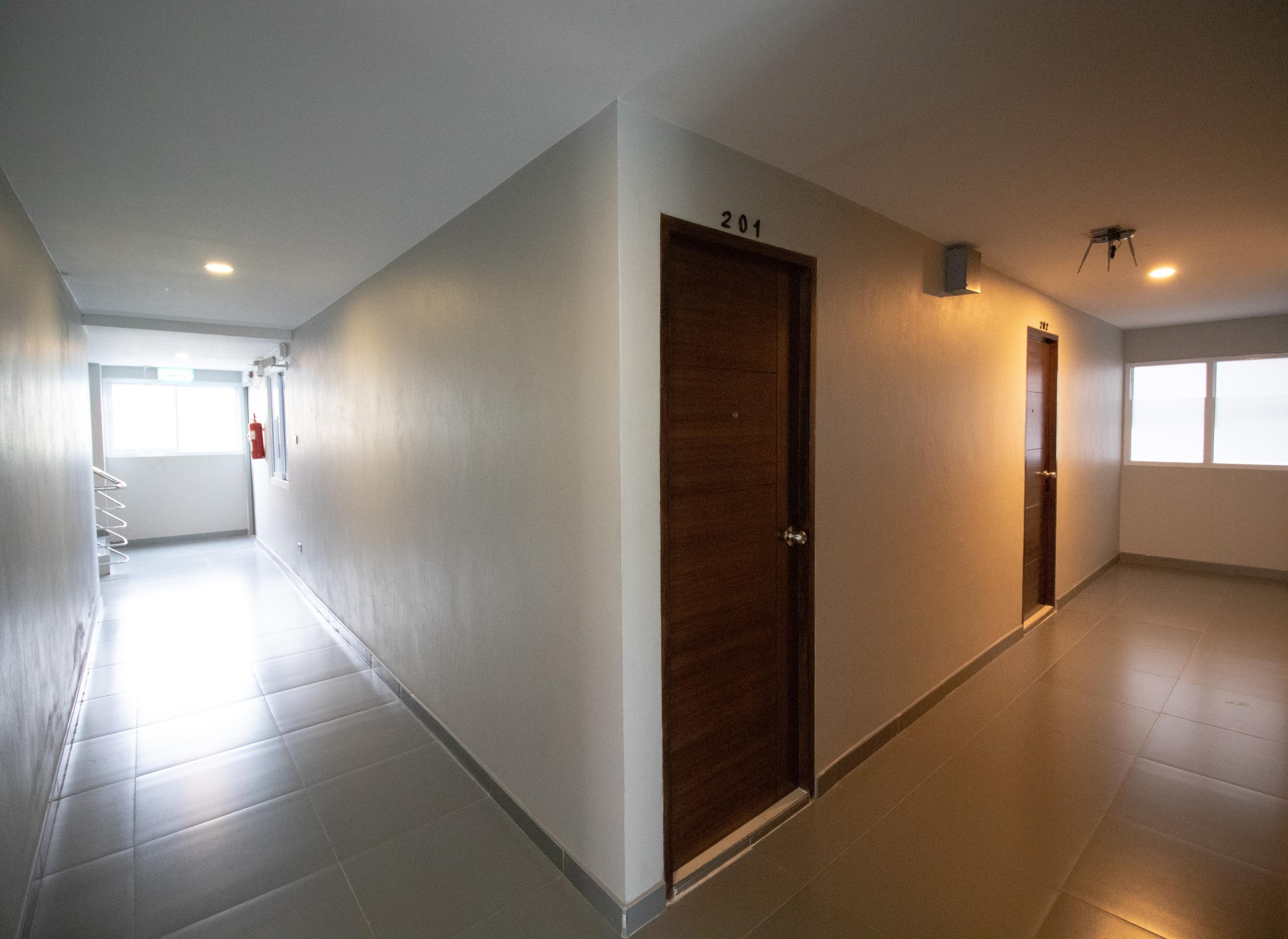 Kun Hotel Nakhonratcsaszima Kültér fotó